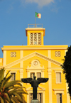 Oran, Algeria / Algrie: Pasteur Lyceum - French monument to the students killed for the fatherland - photo by M.Torres |  Lyce Pasteur - monument des lves morts pour la Patrie