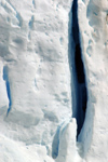 Argentina - Los Glaciares National Park / Parque Nacional los Glaciares (Santa Cruz): Perito Moreno glacier - crevasse - Unesco world heritage site (photo by N.Cabana)