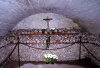 Austria - Hallstatt (Oberosterreich): skulls and other bones (photo by F.Rigaud)