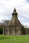 England - Glastonbury Abbey (Somerset): the Abbots' Kitchen (photo by Kevin White)