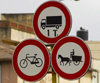 Eritrea - Asmara: traffic signs near the market - photo by E.Petitalot