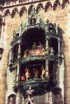 Germany - Bavaria - Munich / Mnchen: Glockenspiel - Rathaus (photo by M.Torres)