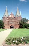 Lbeck (Schleswig-Holstein): Holstein castle  - photo by J.Kaman