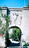 Gibraltar: Southport gate - damaged Spanish heraldic - photo by M.Torres