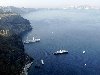 Greek islands - Santorini / Thira: the coast from Fira - photo by A.Dnieprowsky