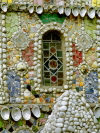 Channel islands - Guernsey / GCI: the Little Chappel aka Shell Church - the smallest church in the world - built by Brother Deodat Antoine - Blanchelande Girls College, formerly Les Vauxbelets College (photo by T.Marshall)