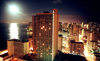 Oahu island: Waikiki beach - Hawaiian moonlight - Photo by G.Friedman