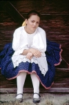 Hungary / Ungarn / Magyarorszg - Szentendre: Girl in folk costume -  - Hungarian Open-Air Ethnographical Museum / Magyar Szabadteri Neprajzi Muzeum (photo by J.Kaman)