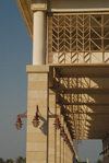 Kuwait city: promenade on Arabian Gulf street, across Souq Shaq - photo by M.Torres