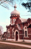 Siauliai / Shauliaj / HLJ, Lithuania: onion - church of St. George the Martyr, built in 1909 by Tsarist Russia for the Russian Army - photo by M.Torres