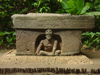 Mexico - Villahermosa - Parque-Museo La Venta: Triumphal altar - Olmec altar with figure emerging from cave (photo by A.Caudron)