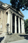 Chisinau / Kishinev, Moldova: Mihai Eminescu National Theatre / Teatrul National Mihai Eminescu, former Pushkin theatre - Bulevardul Stefan Cel Mare - architets V.F.Smirnov and V.P.Alexandrov - photo by M.Torres