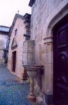 Fundo - Portugal: pulpito ao ar livre / al fresco pulpit - photo by M.Durruti