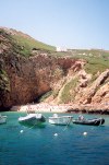 Portugal - Berlengas: the beach seen from the Atlantic - a praia vista do Atlntico - photo by M.Durruti