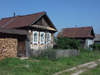 Russia - Udmurtia - Oudmourtie, Udmurcja, Udmurtien, Oedmoerti, Udmurtio, Udmurdi Vabariik - Izhevsk: dachas - wooden houses so typical of rural Russia - photo by P.Artus