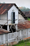 Roa Monte Caf, M-Zchi district, So Tom and Prncipe / STP: coffee drying operation - technical instalations - founded in 1858 by Manuel da Costa Pedreira /  secador de caf - pavilho de tecnologia - roa fundada em 1858 por Manuel da Costa Pedreira - photo by M.Torres