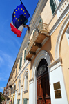 Sassari / Tthari, Sassari province, Sardinia / Sardegna / Sardigna: European and local flags - offices of the forestry and tourism departments - via Roma - Ente Foreste Della Sardegna ed Azienda Autonoma di Soggiorno e Turismo - photo by M.Torres