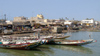 Sngal - Saint Louis: Pirogues - bateaux - port de pche - photographie par G.Frysinger