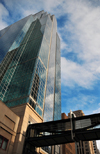 Minneapolis, Minnesota, USA: RBC Plaza aka Dain Rauscher Plaza - skyway to The Westin Minneapolis - architect Lohan Associates - modernism - 54-84 6th Street South, Downtown West - photo by M.Torres