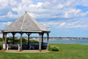 Point Judith, Narragansett, Rhode Island: gazebo with a sea view at Point Judith beach - Narragansett Bay - photo by M.Torres