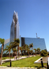 Garden Grove (California): Dr. Robert Schuller's Crystal Cathedral - exterior - Photo by G.Friedman