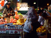 Manhattan (New York City): Chinatown - fruit stall - photo by M.Bergsma