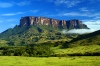 79 Venezuela - Bolivar - Canaima NP - The Kukenan tepuy in the morning light - photo by A. Ferrari