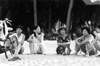 vietnam - Nha Trang: beach girls (photo by Nacho Cabana)