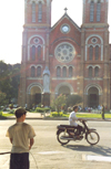 Ho Chi Minh city / Saigon: facing the virgin (photo by Nacho Cabana)